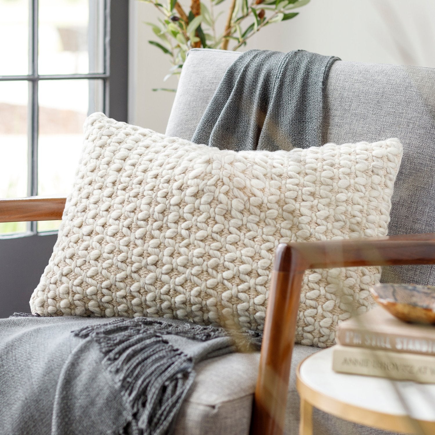 SURYA KAROLYN ACCENT PILLOW - Linens