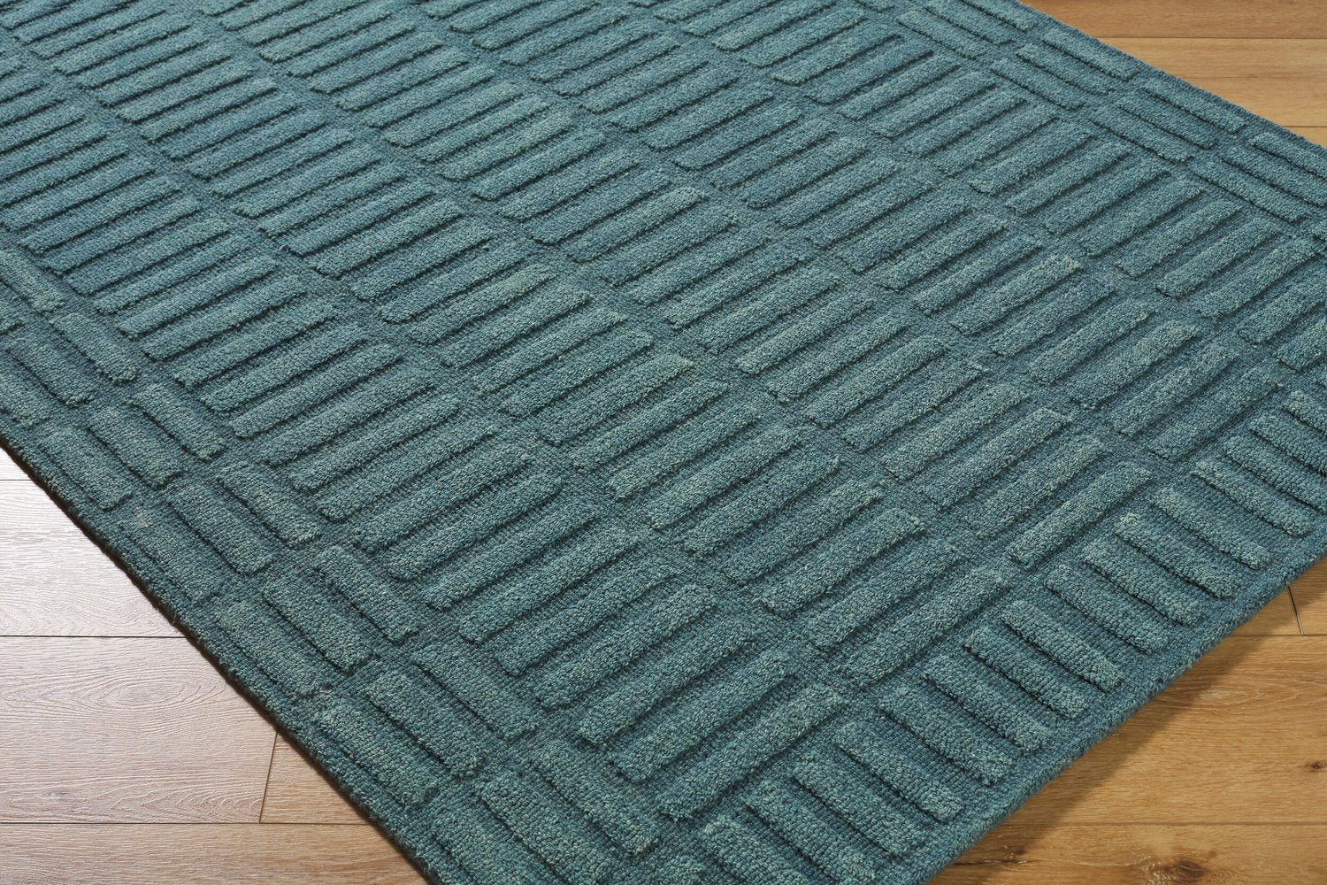LIVABLISS KLOPP HANDMADE RUG - Rugs