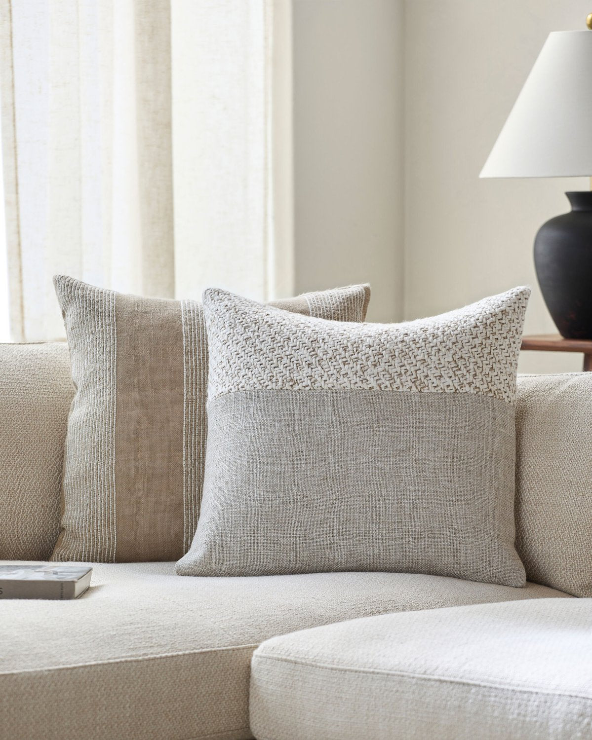 SURYA KATHERINE ACCENT PILLOW - Linens
