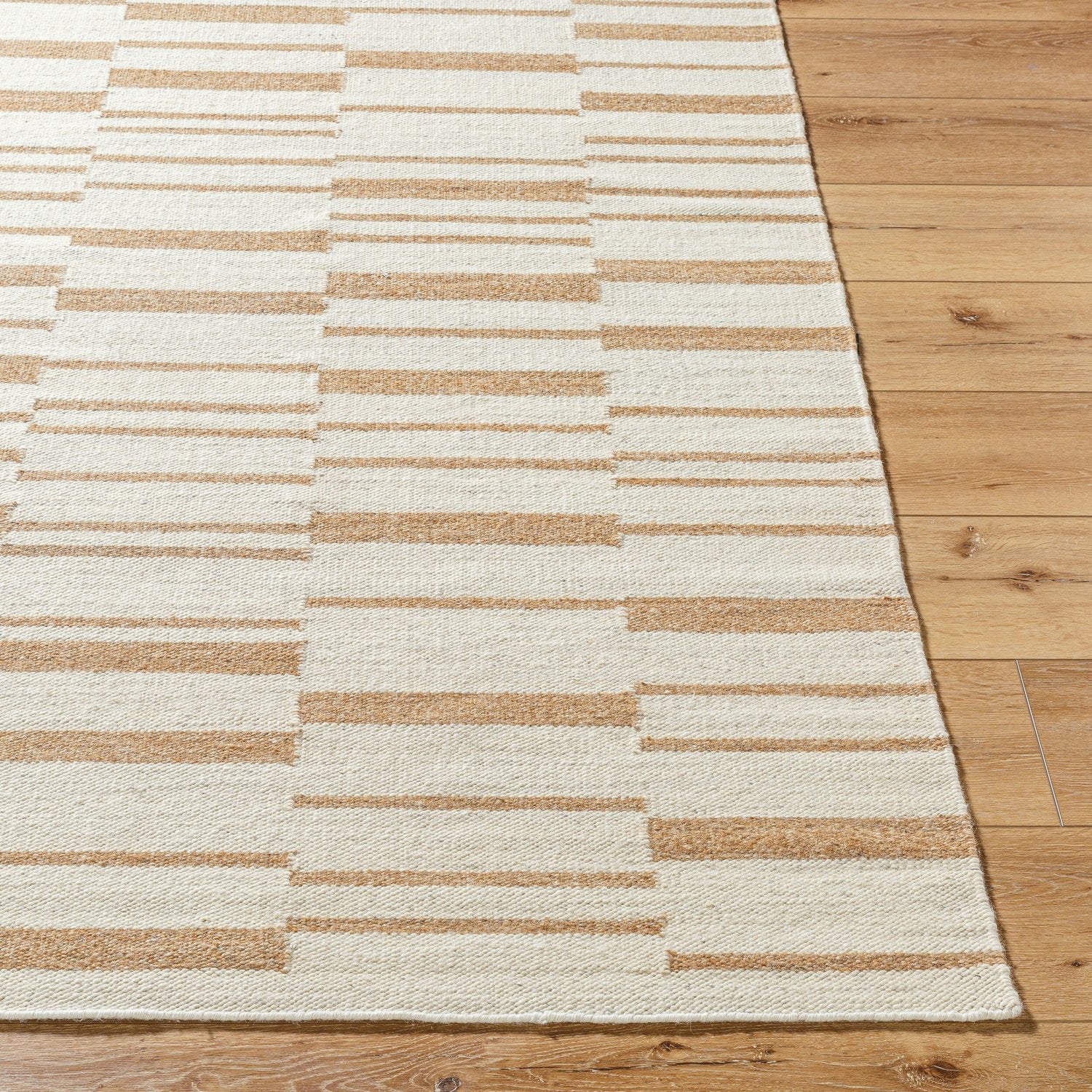 LIVABLISS LANESRA HANDMADE RUG - Rugs