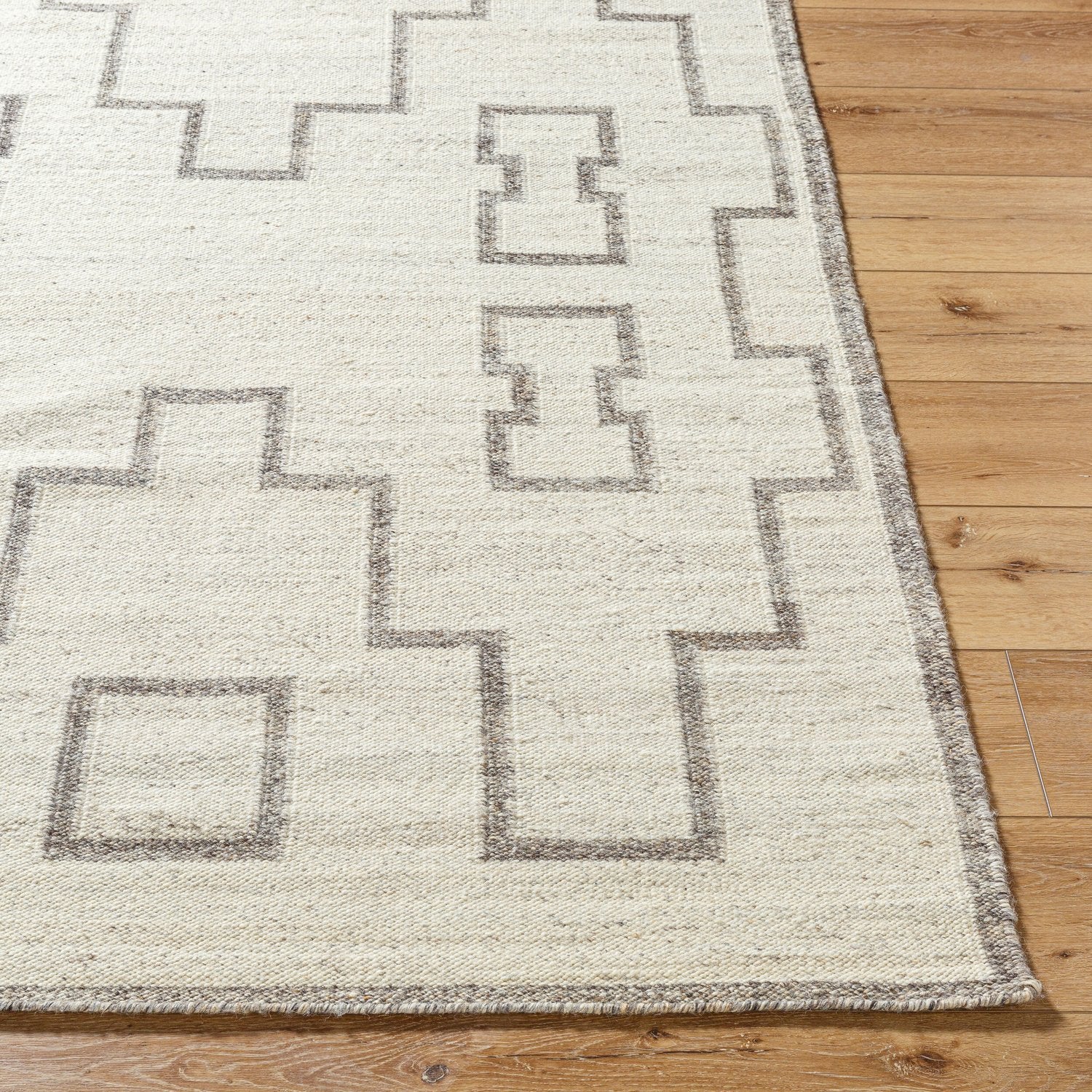 LIVABLISS LANESRA HANDMADE RUG - Rugs