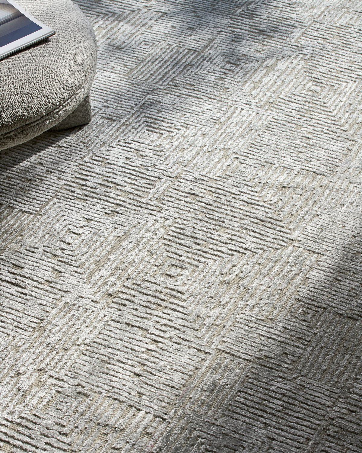 SURYA LORA HANDMADE RUG - Rugs