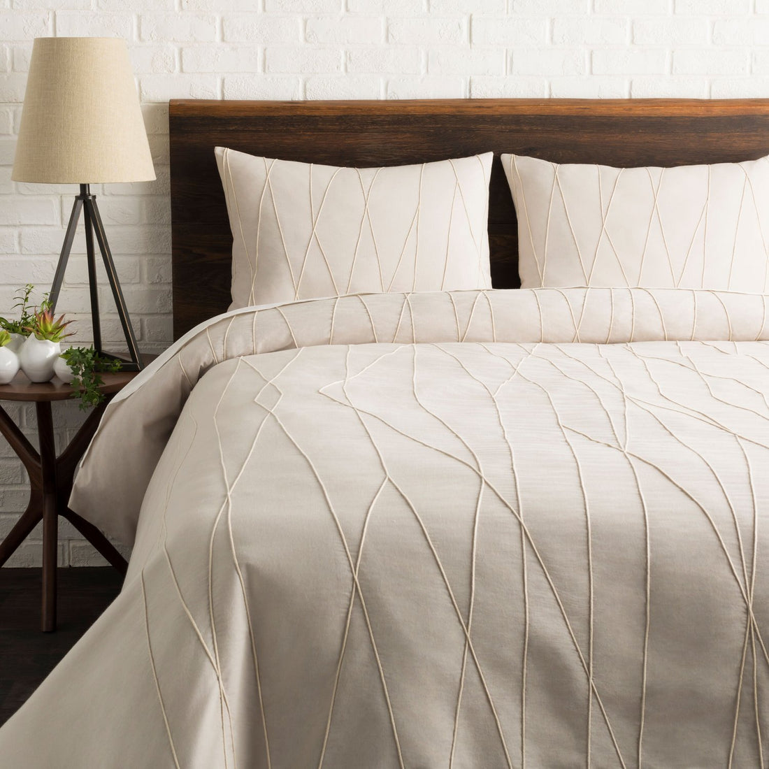 LIVABLISS MIO DUVET - Linens