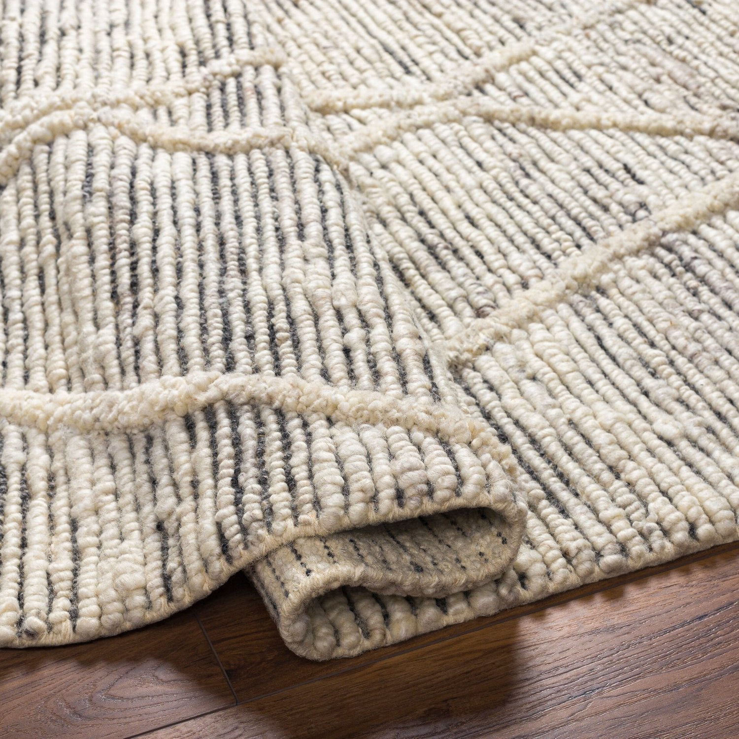 SURYA MANISA HANDMADE RUG - Rugs