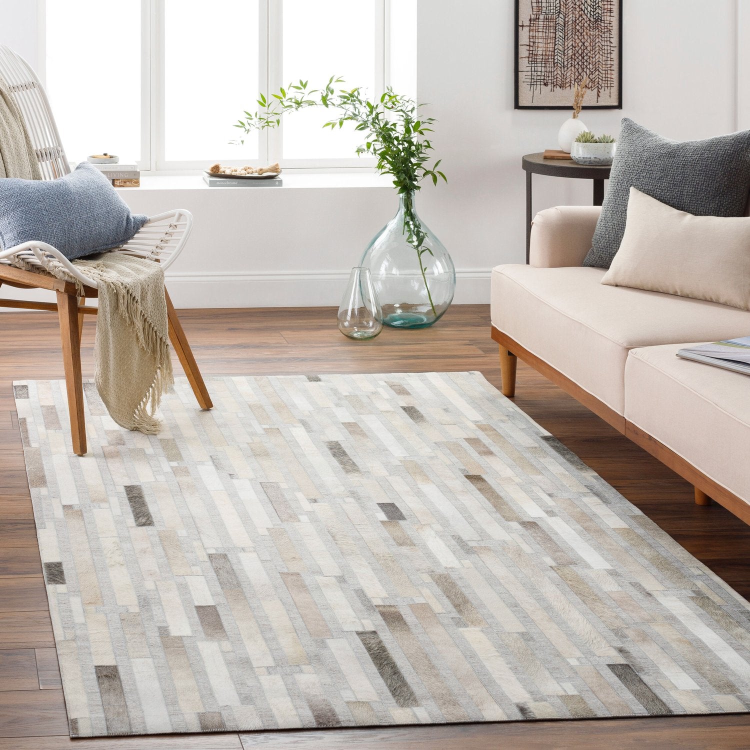 SURYA MEDORA HANDMADE RUG - Rugs