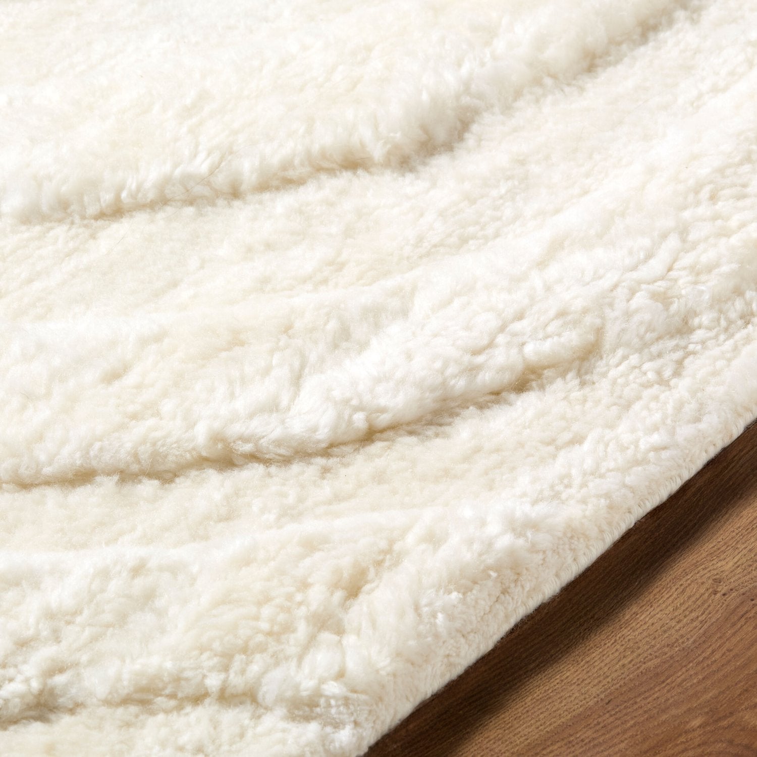 SURYA MANPURA HANDMADE RUG - Rugs