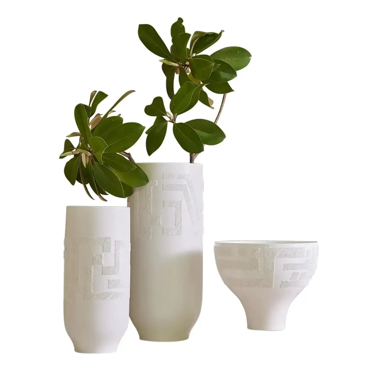 GLOBAL VIEWS CHACO VASE - Decorative Accents