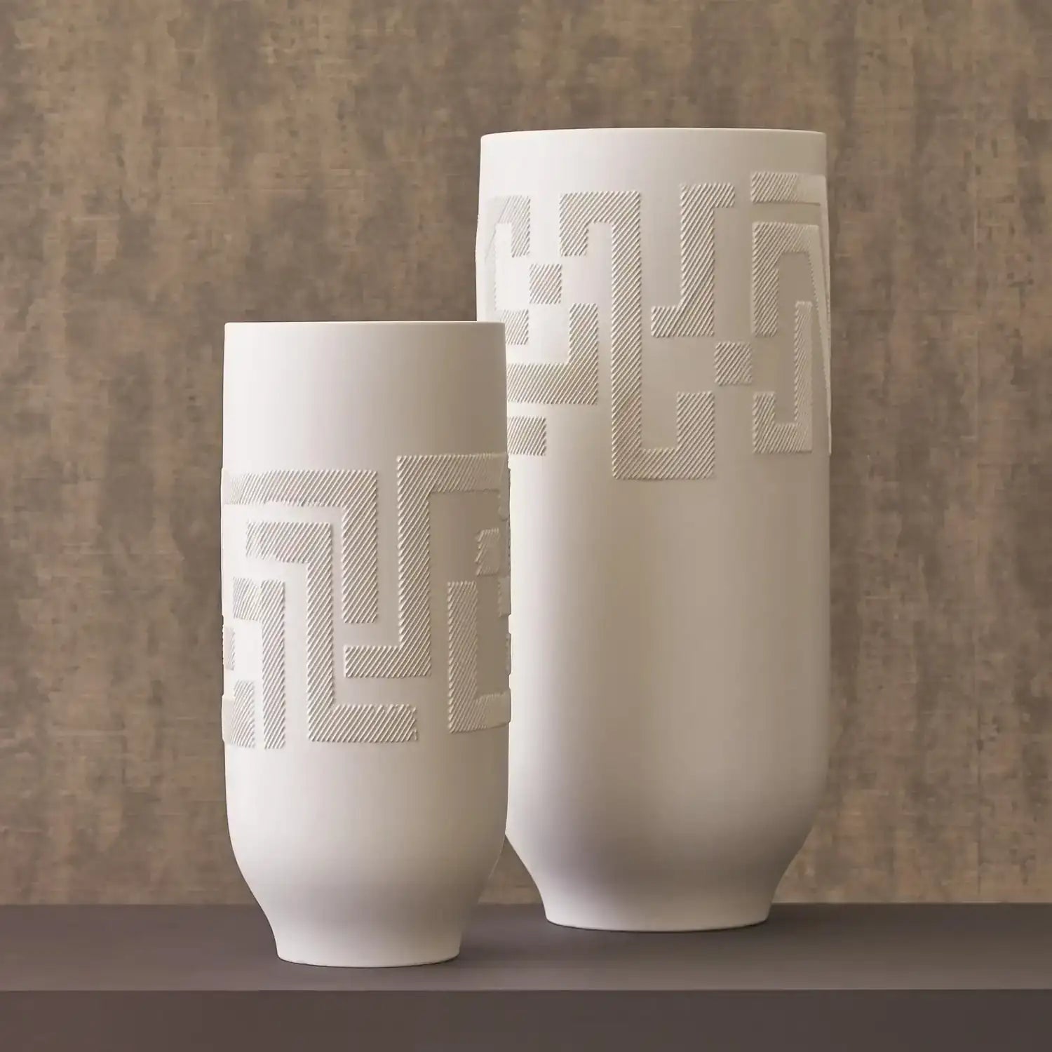 GLOBAL VIEWS CHACO VASE - Decorative Accents
