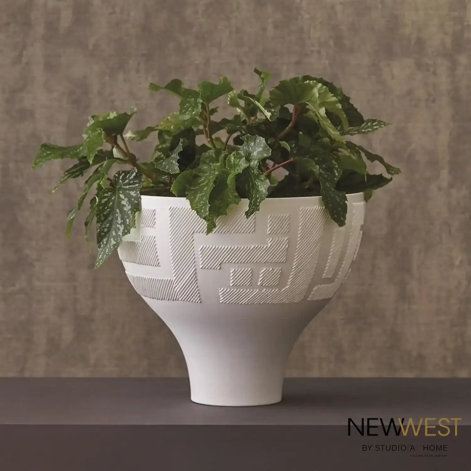 GLOBAL VIEWS CHACO BOWL - Decorative Accents