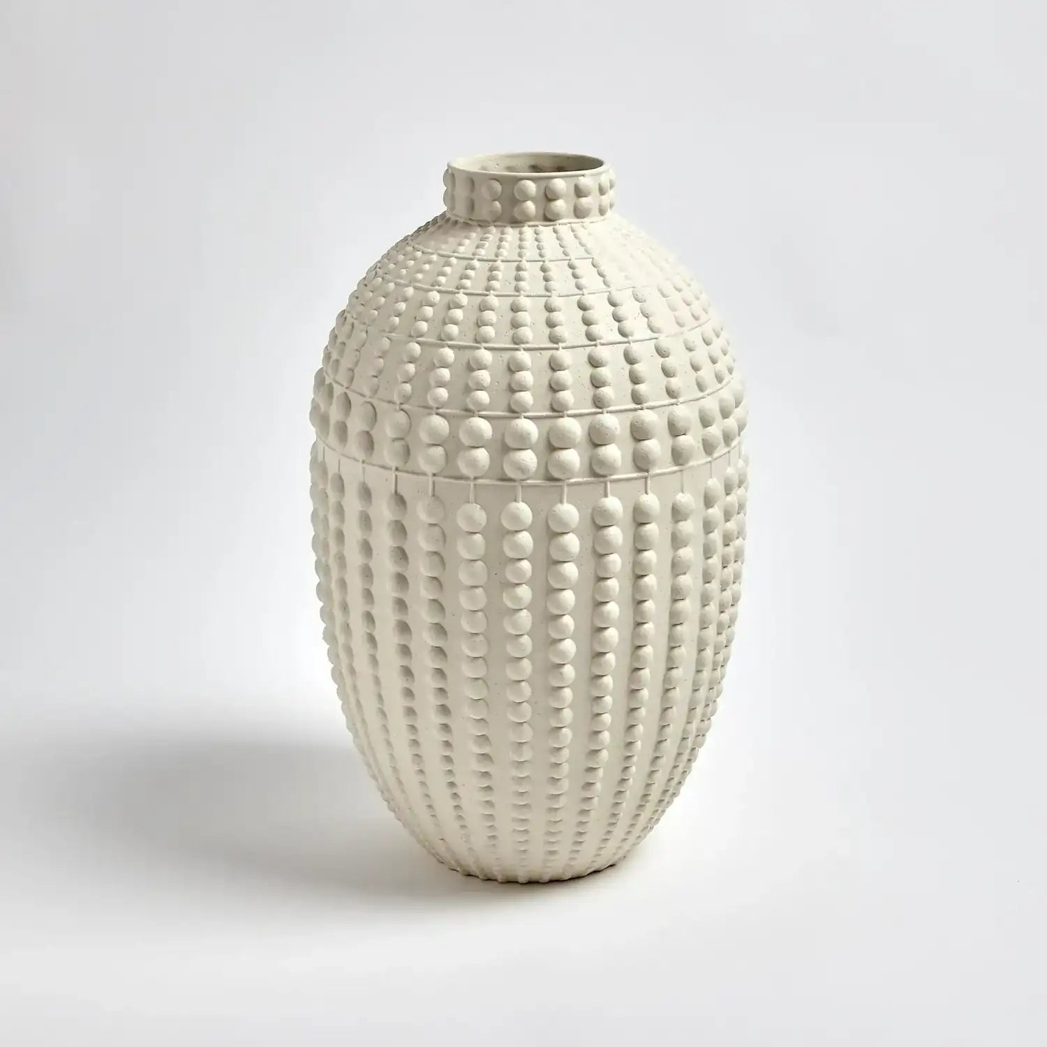GLOBAL VIEWS NAIL HEAD VASE - Decorative Accents