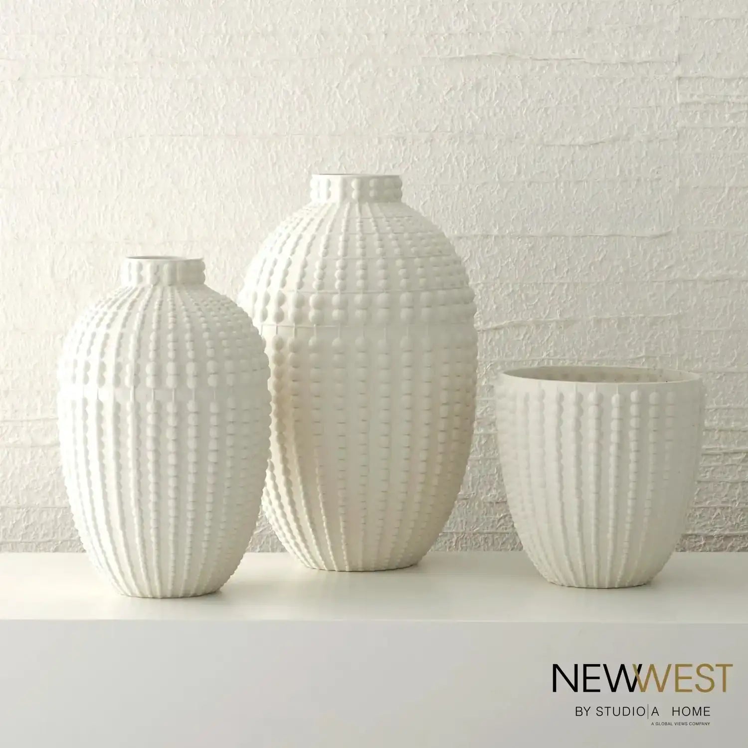 GLOBAL VIEWS NAIL HEAD VASE - Decorative Accents