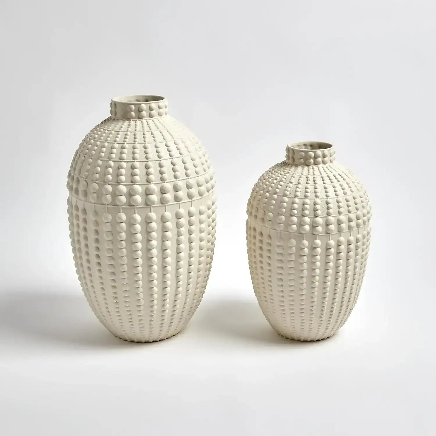 GLOBAL VIEWS NAIL HEAD VASE - Decorative Accents