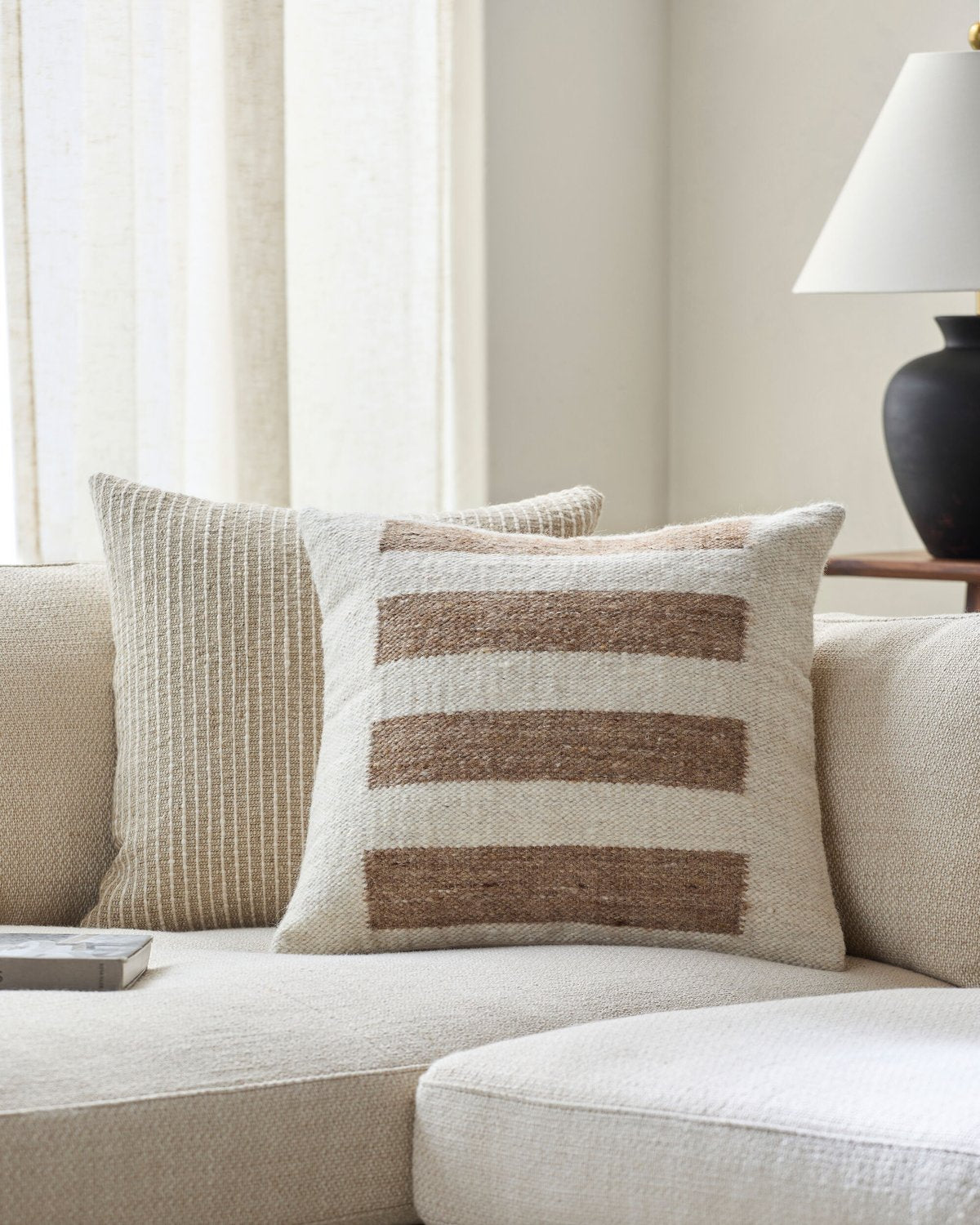 SURYA OSMUND ACCENT PILLOW - Linens
