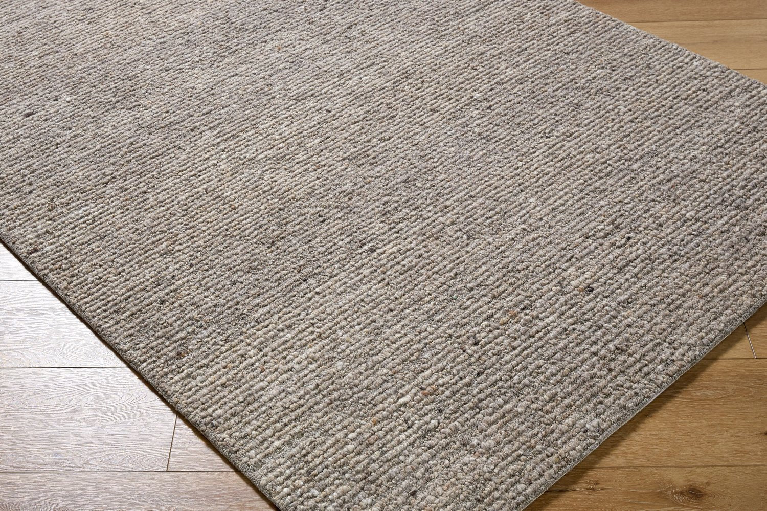 LIVABLISS PASSION HANDMADE RUG - Rugs