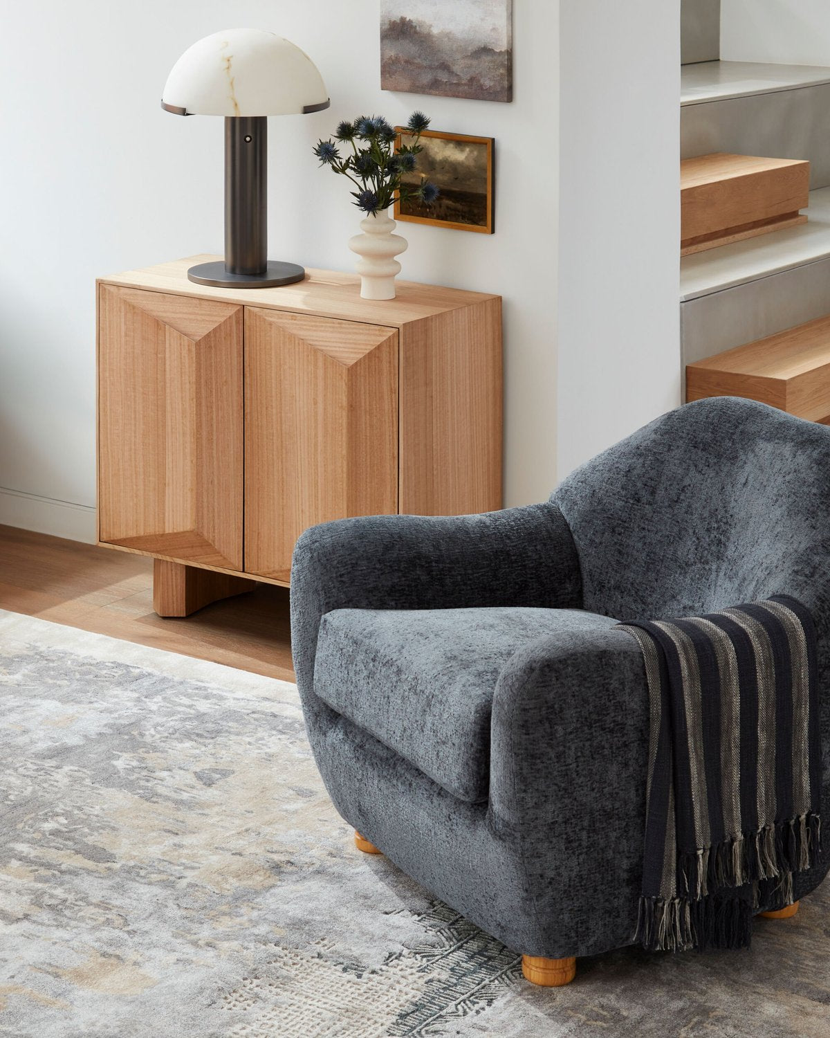 SURYA PERCH ACCENT CHAIR - Lounge
