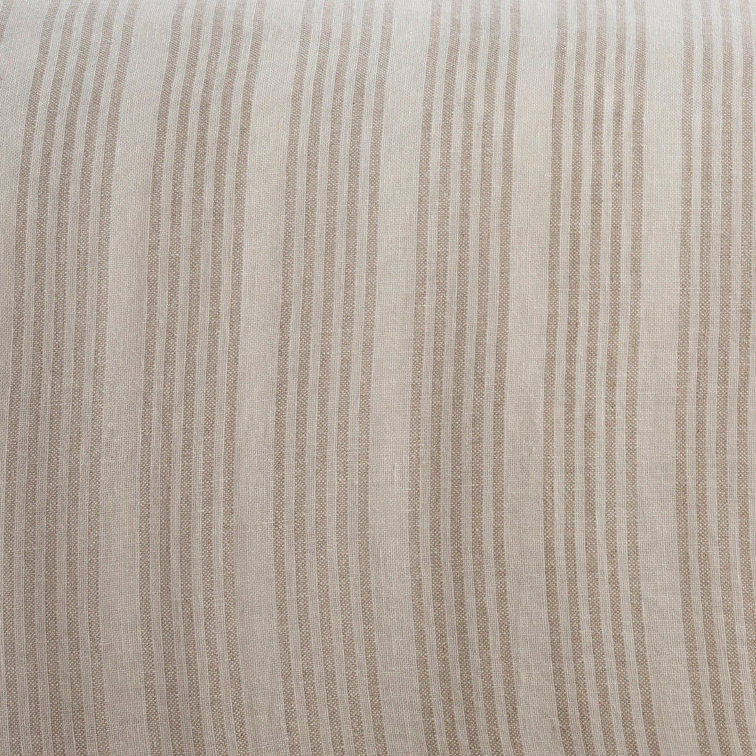 SURYA QUINN SHAM - Linens