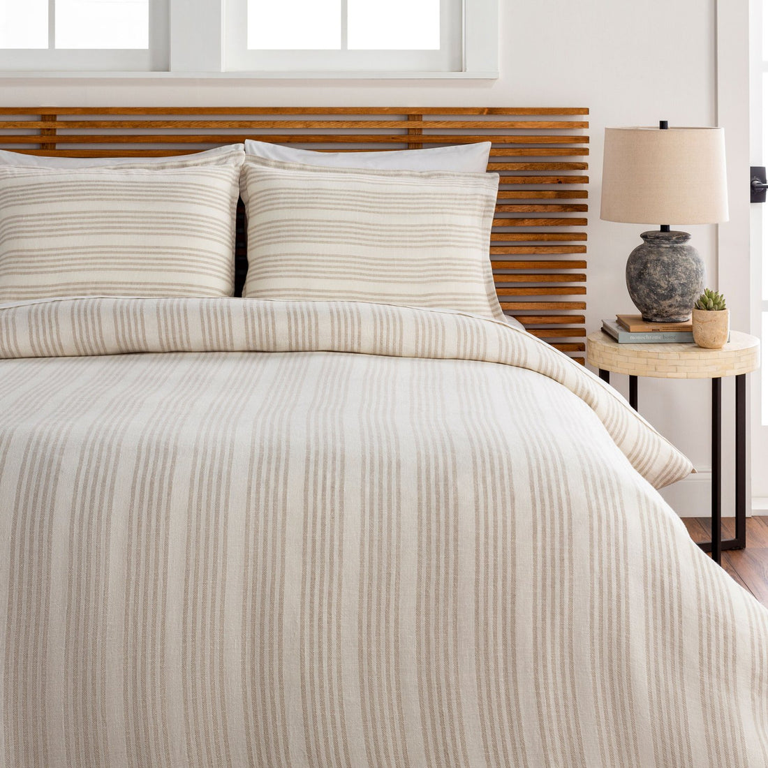 SURYA QUINN DUVET - Linens