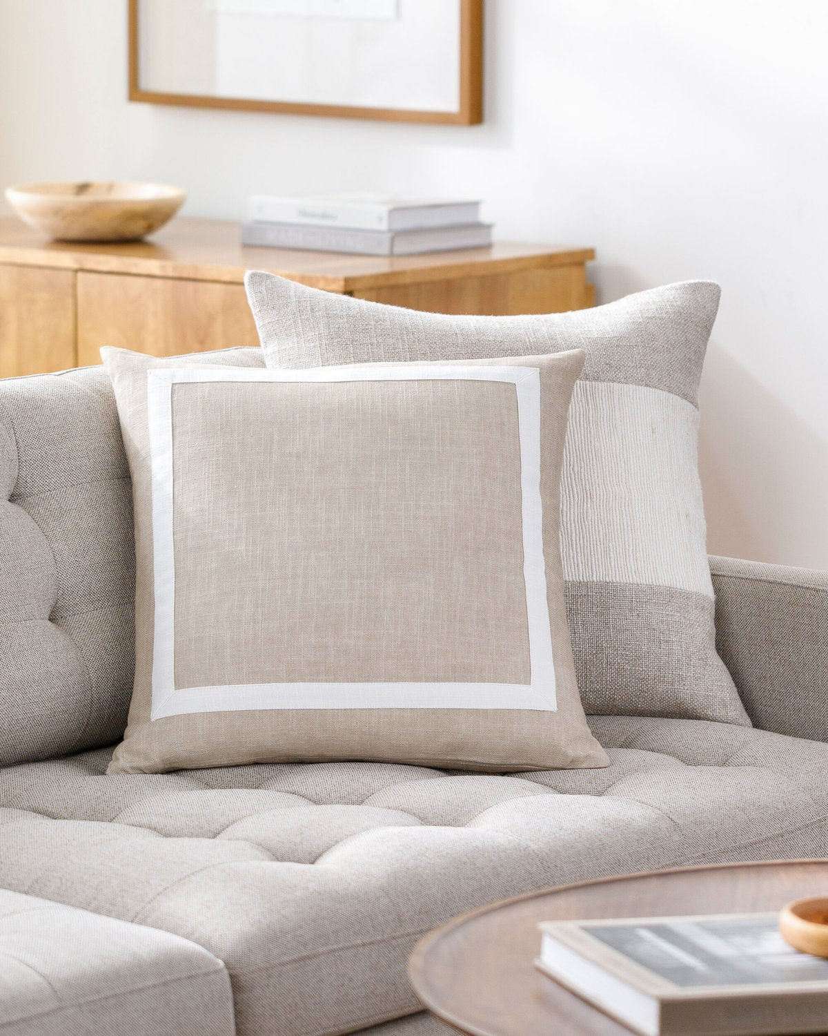 SURYA RITZY ACCENT PILLOW - Linens