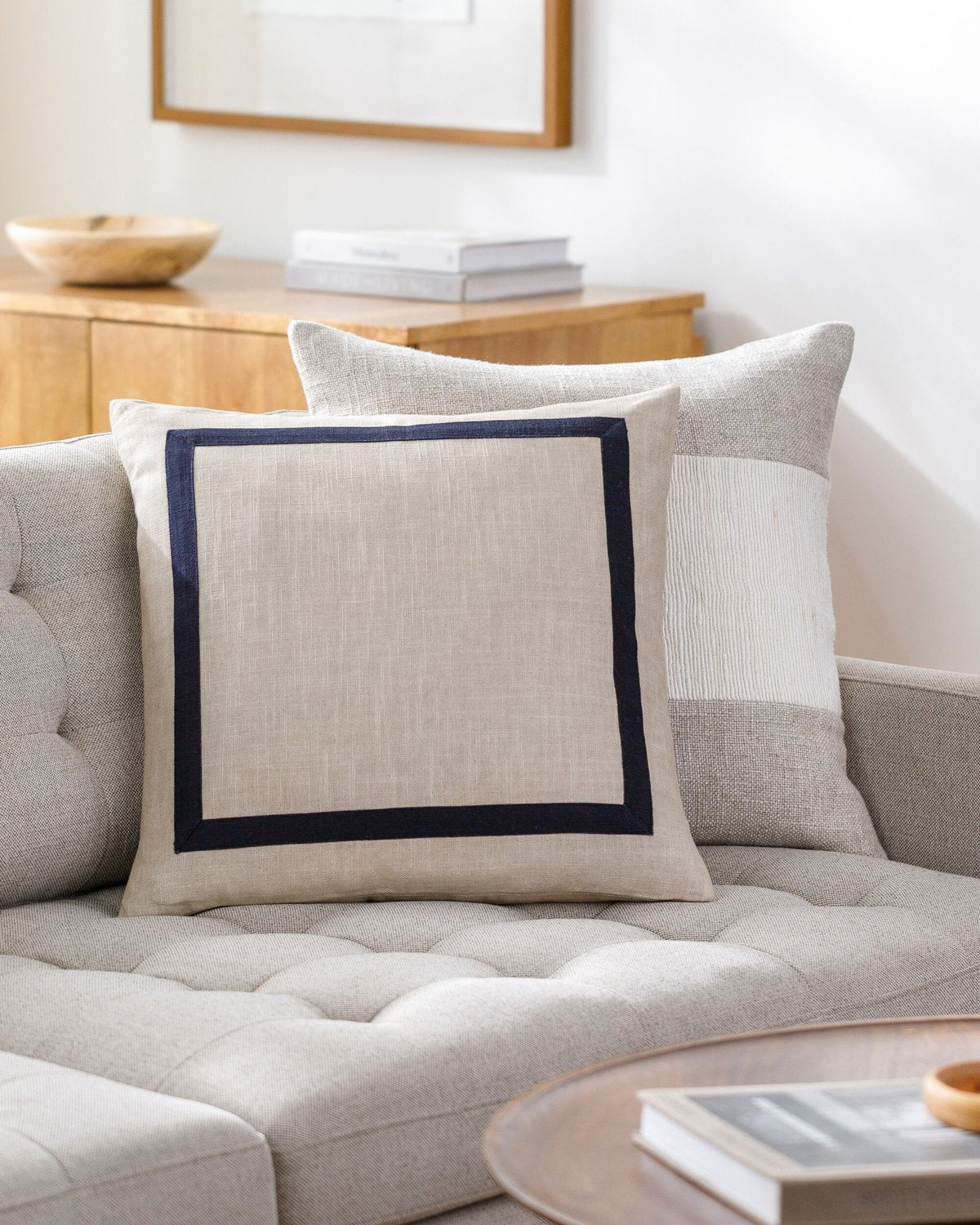 SURYA RITZY ACCENT PILLOW - Linens