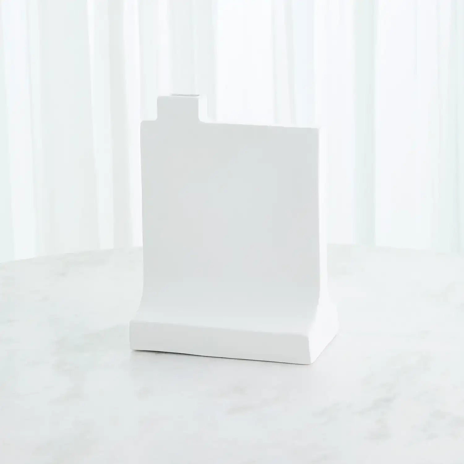 GLOBAL VIEWS ICON VASE - Decorative Accents