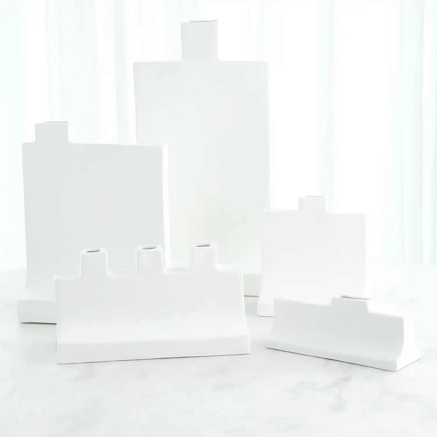 GLOBAL VIEWS ICON VASE - Decorative Accents