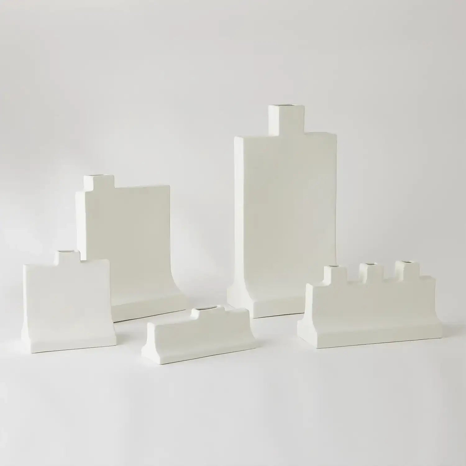 GLOBAL VIEWS ICON VASE - Decorative Accents