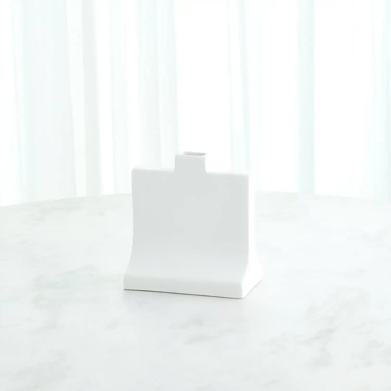 GLOBAL VIEWS ICON VASE - Decorative Accents