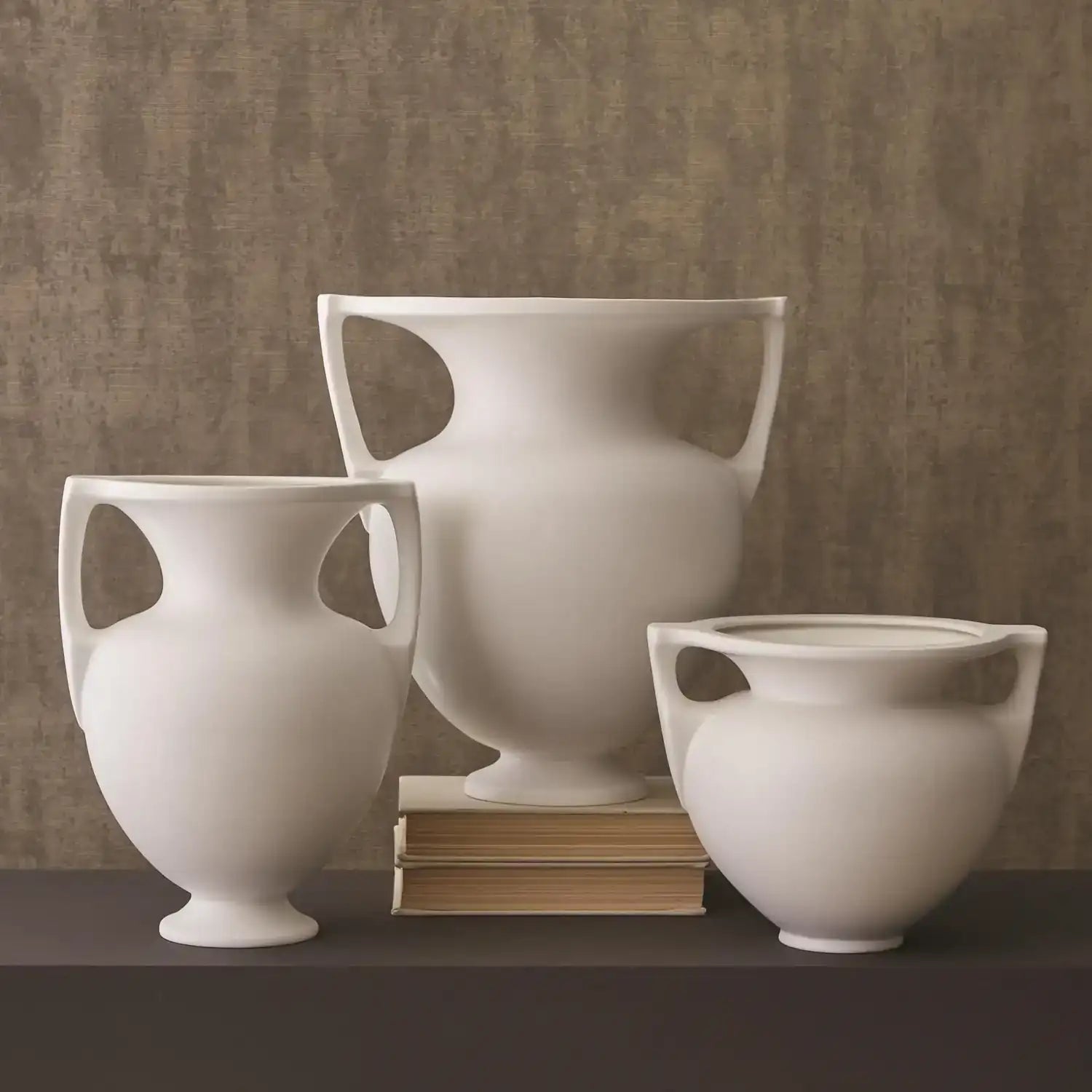 GLOBAL VIEWS GRECIAN AMPHORA - Decorative Accents