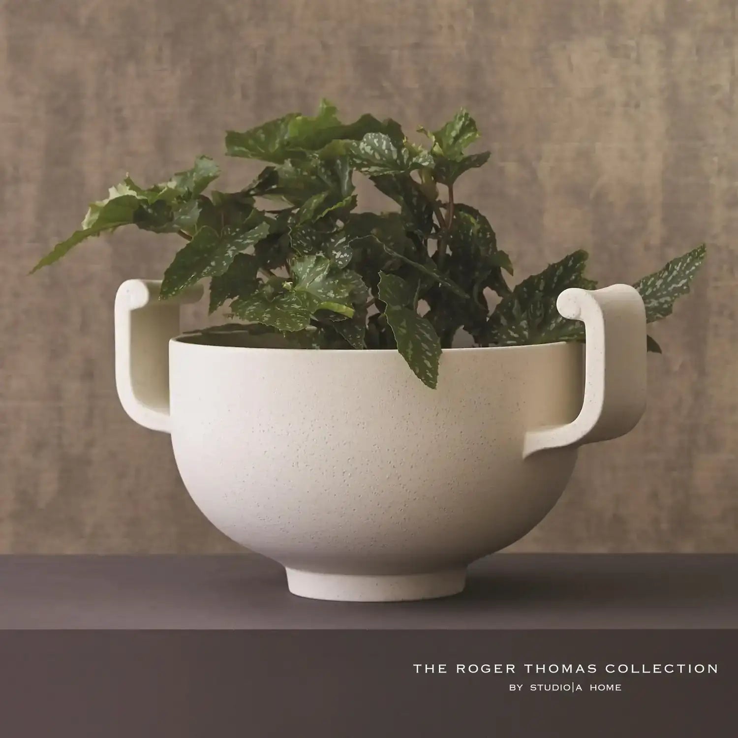 GLOBAL VIEWS COPENHAGEN BOWL - Decorative Accents