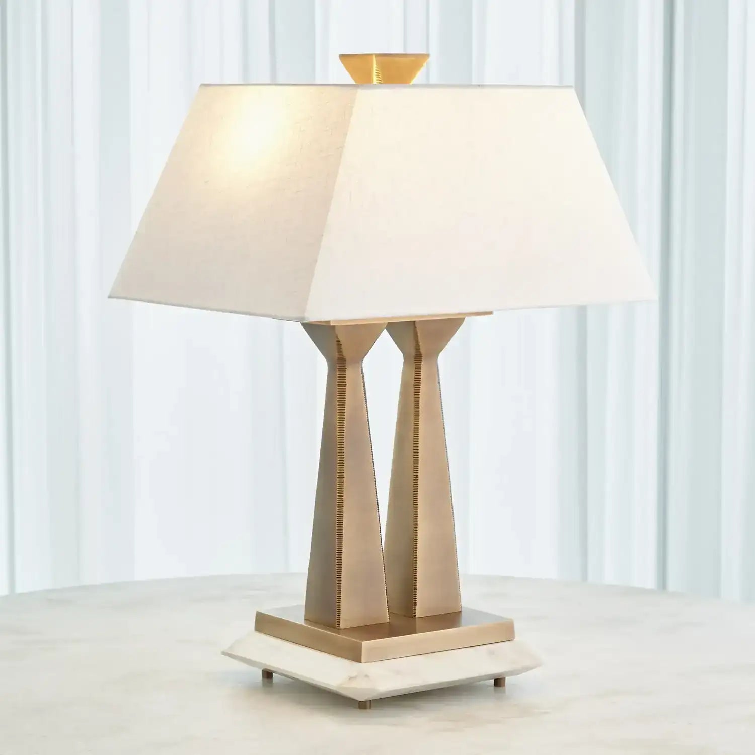 GLOBAL VIEWS, CAPITOL TABLE LAMP, TABLE LAMPS
