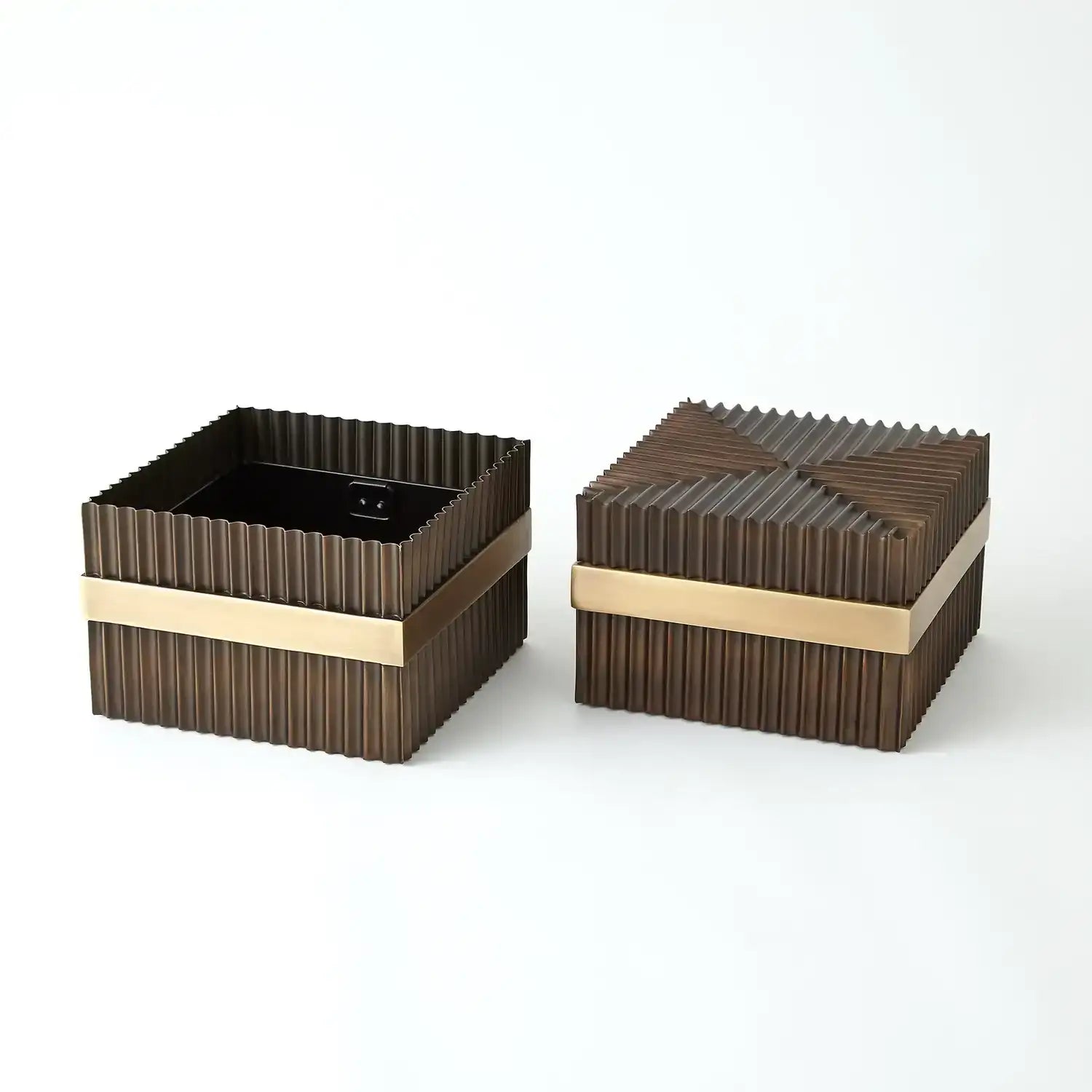 GLOBAL VIEWS MAGIC FLUTE SQUARE BOX - Decorative Accents
