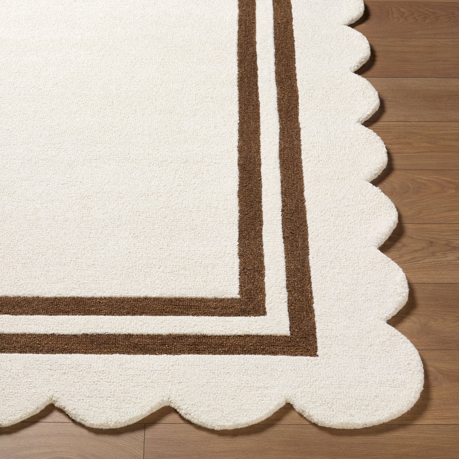 LIVABLISS SCALLOPED HANDMADE RUG - Rugs
