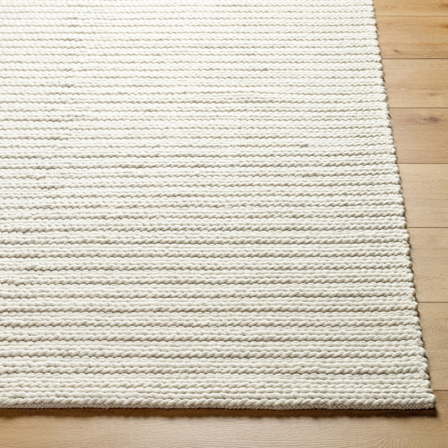LIVABLISS SUNDANCE HANDMADE RUG - Rugs