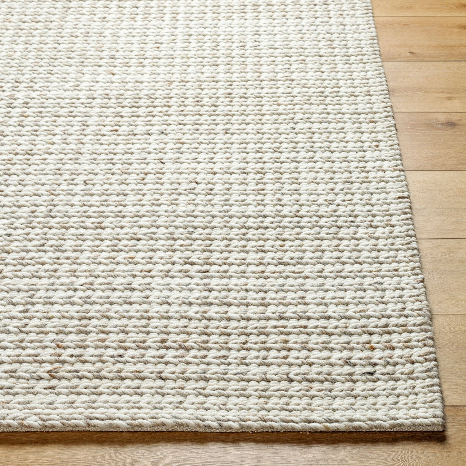 LIVABLISS SUNDANCE HANDMADE RUG - Rugs