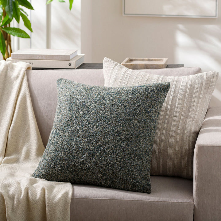 SURYA SAANVI ACCENT PILLOW - Linens