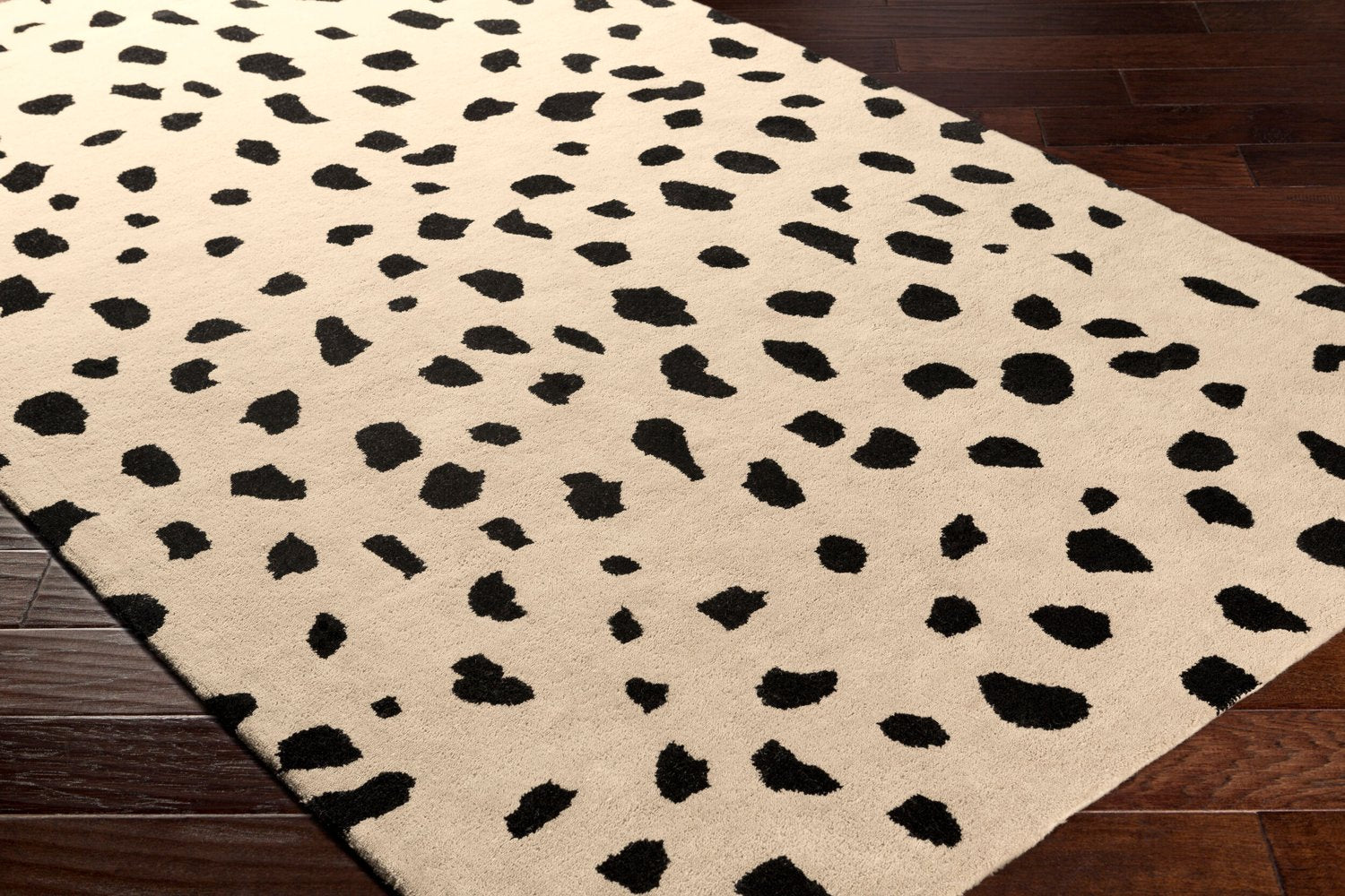 LIVABLISS STELLA HANDMADE RUG - Rugs
