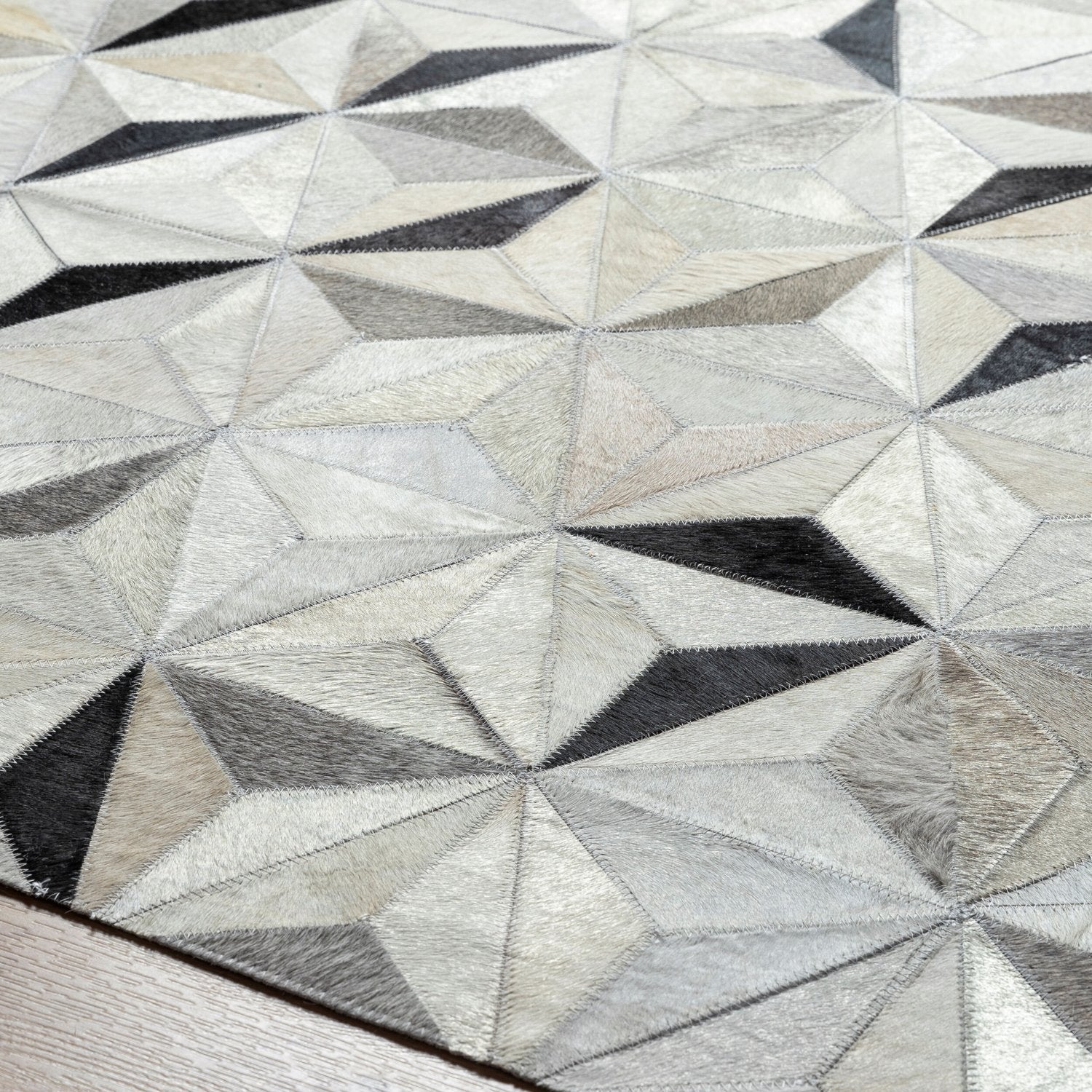 SURYA TRAIL HANDMADE RUG - Rugs