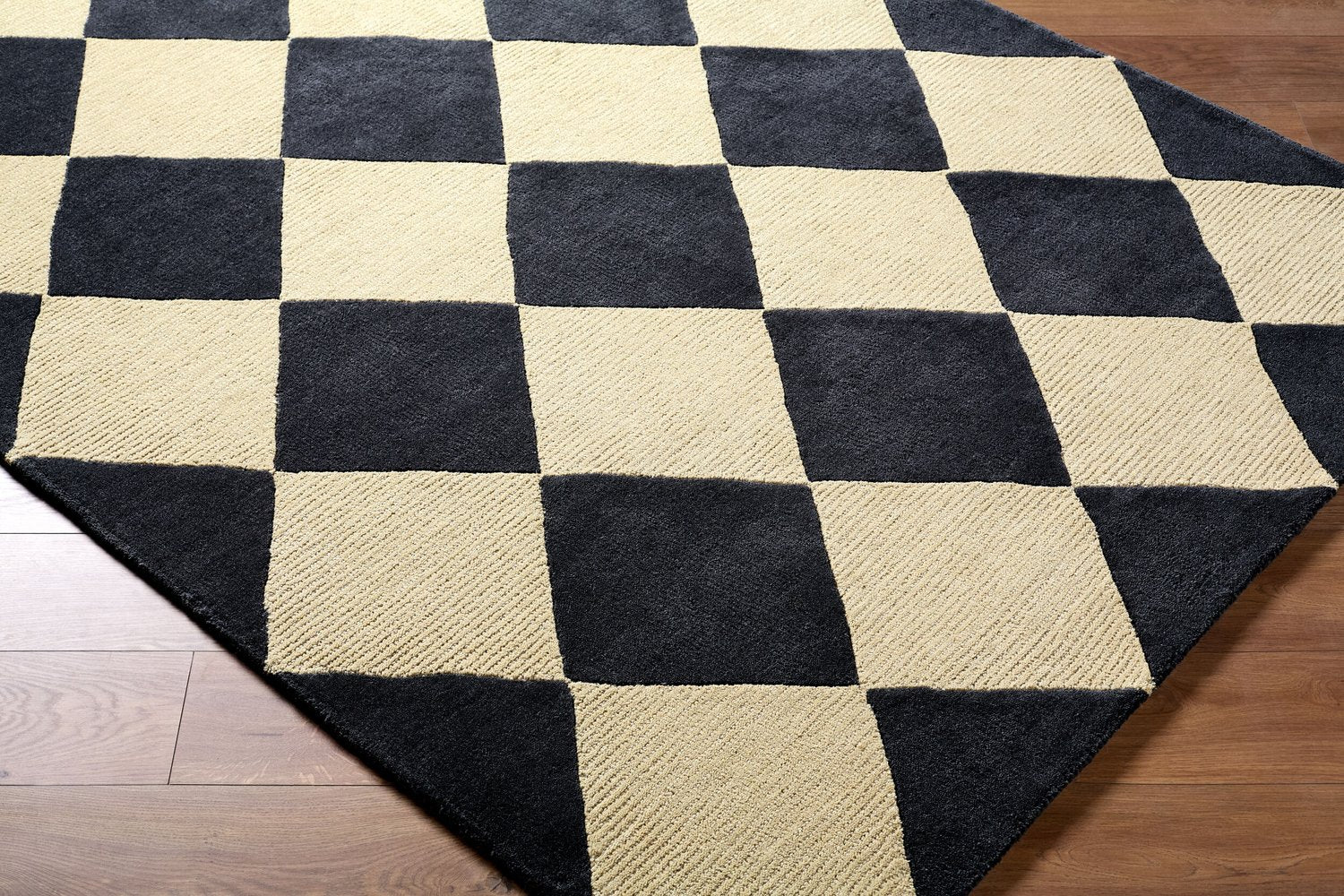 LIVABLISS ISAAC HANDMADE RUG - Rugs