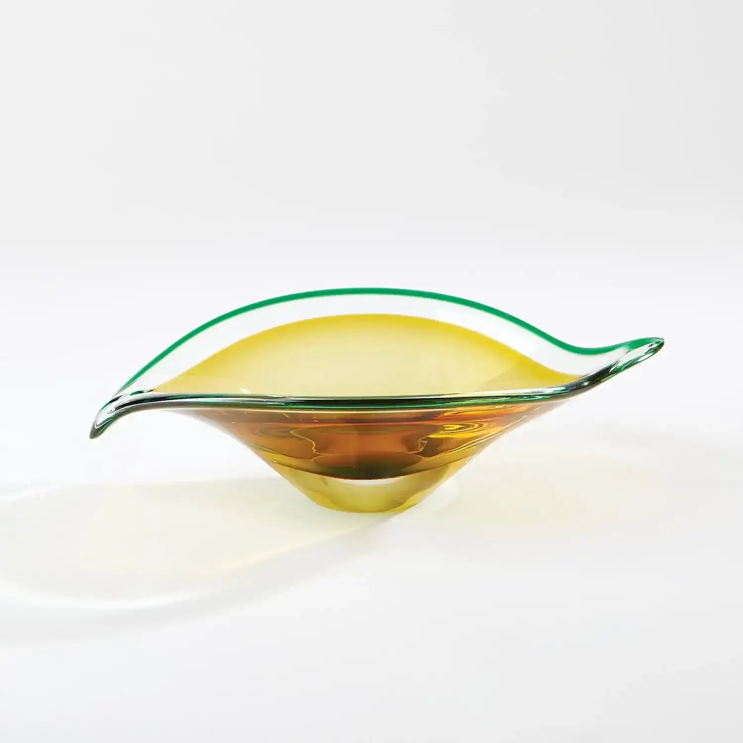GLOBAL VIEWS BENT LEAF BOWL - Art