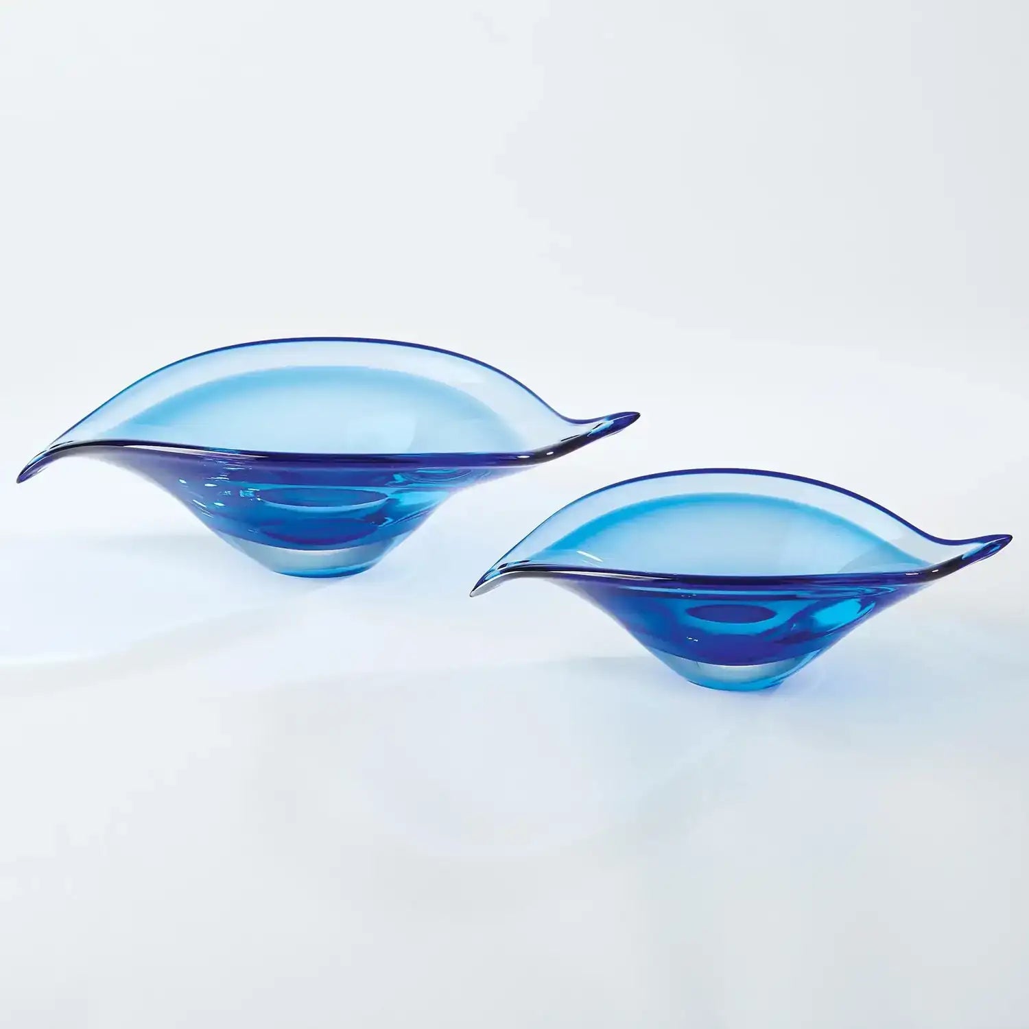 GLOBAL VIEWS BENT LEAF BOWL - Art