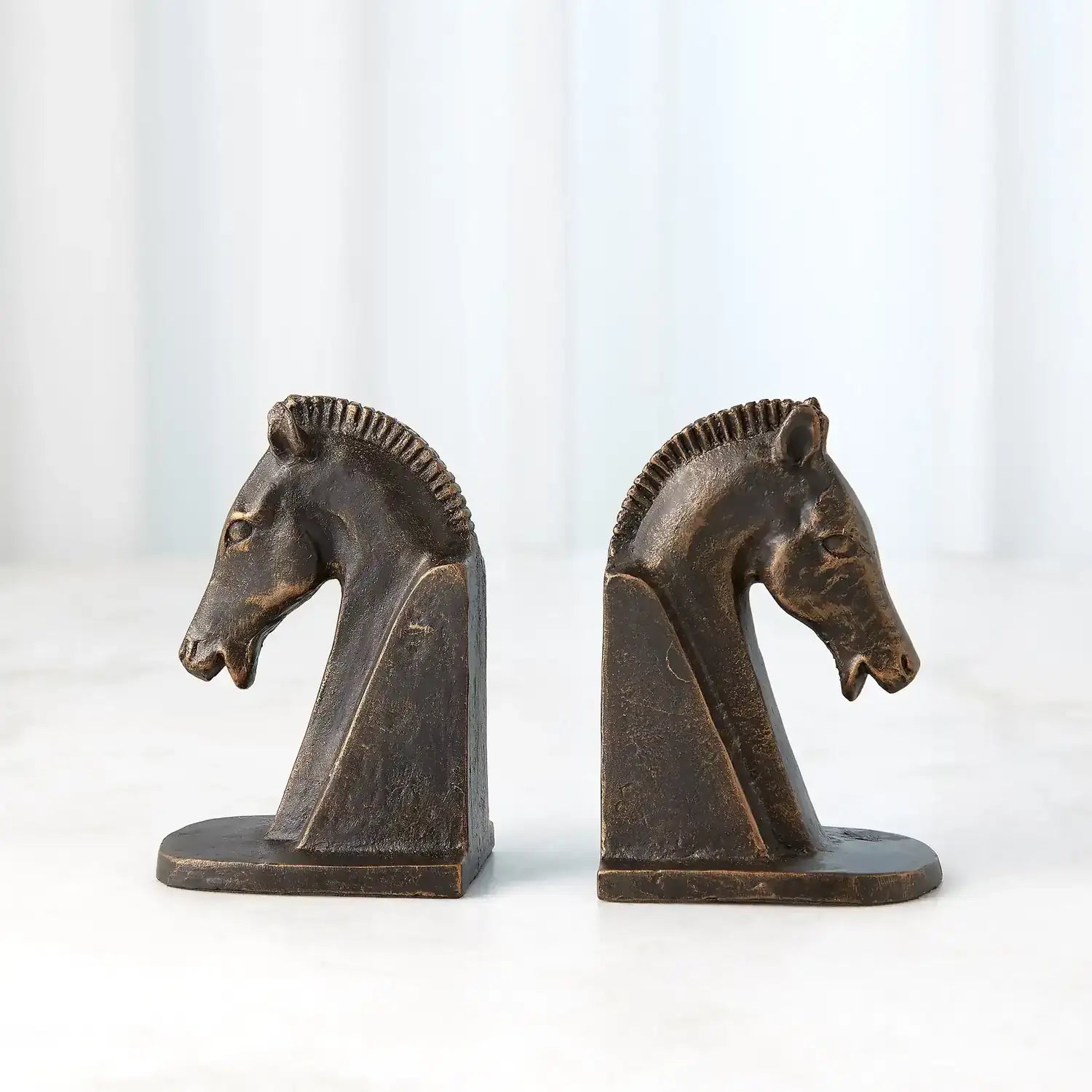 GLOBAL VIEWS TROJAN HORSE HEAD BOOKENDS - Decorative Accents