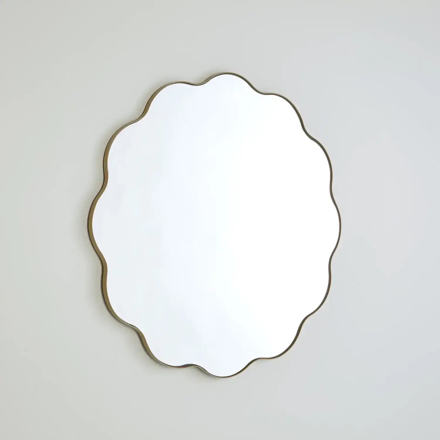 GLOBAL VIEWS SCALLOPED ROUND MIRROR WITH GOLD METAL FRAME | WDS8177-GV - DO NOT SHOW ON WEBSITE