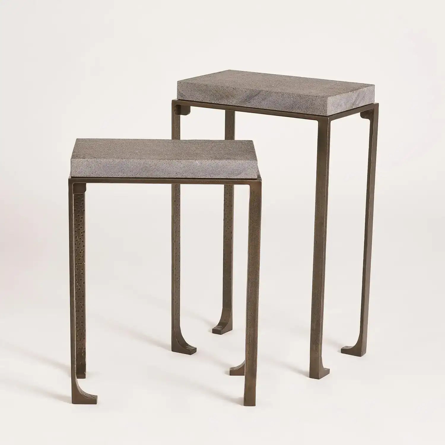 GLOBAL VIEWS ZEN SIDE TABLE W/FLAMED GRANITE - Side