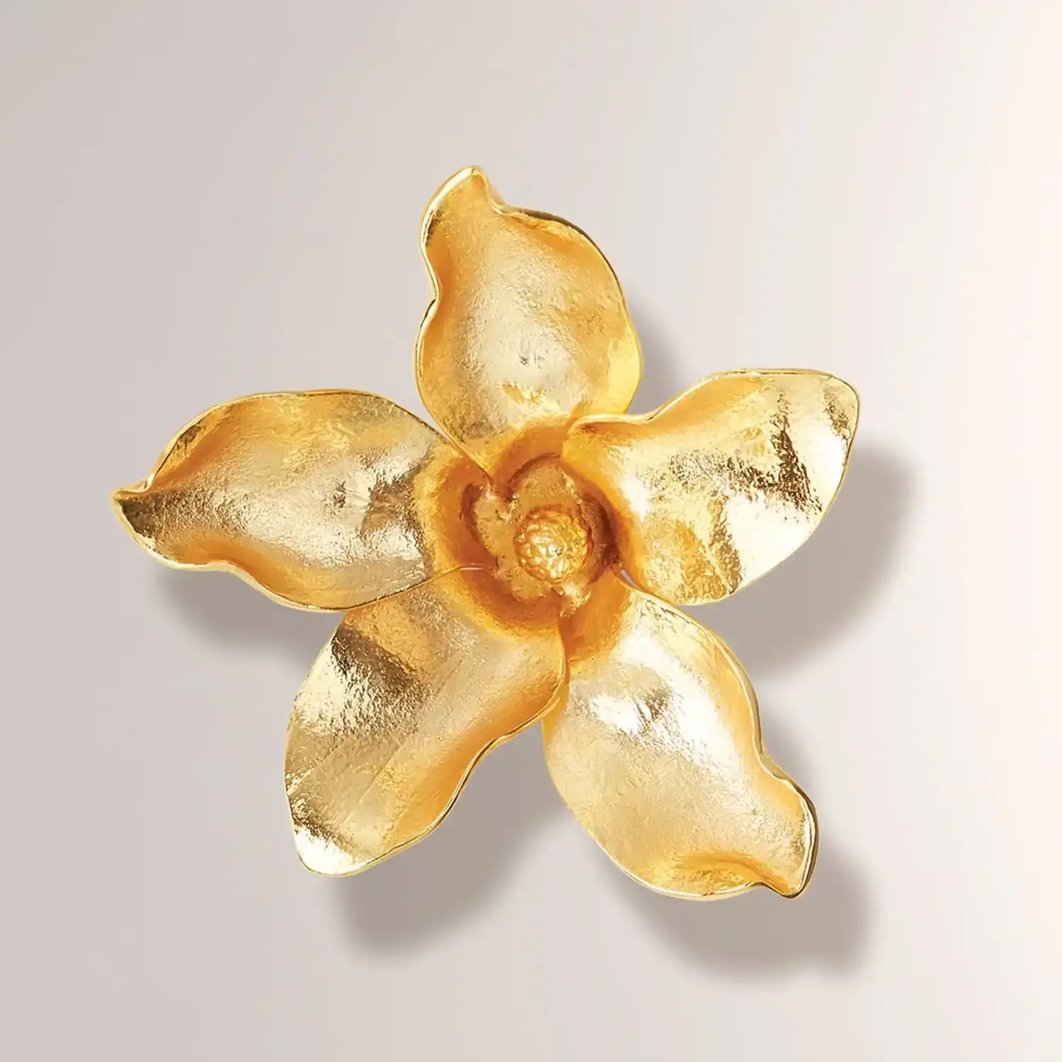 GLOBAL VIEWS MAGNOLIA FLOWER WALL DECOR - Decorative Accents