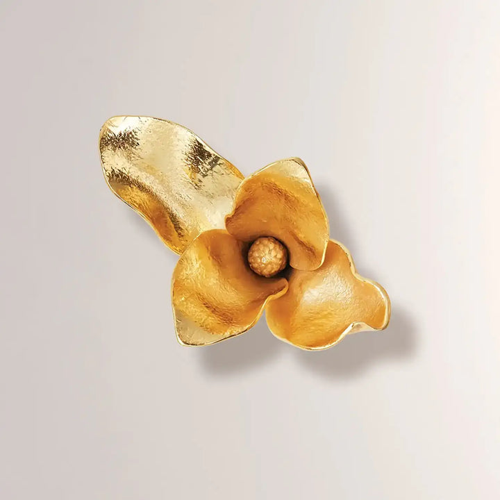 GLOBAL VIEWS MAGNOLIA FLOWER WALL DECOR - Decorative Accents