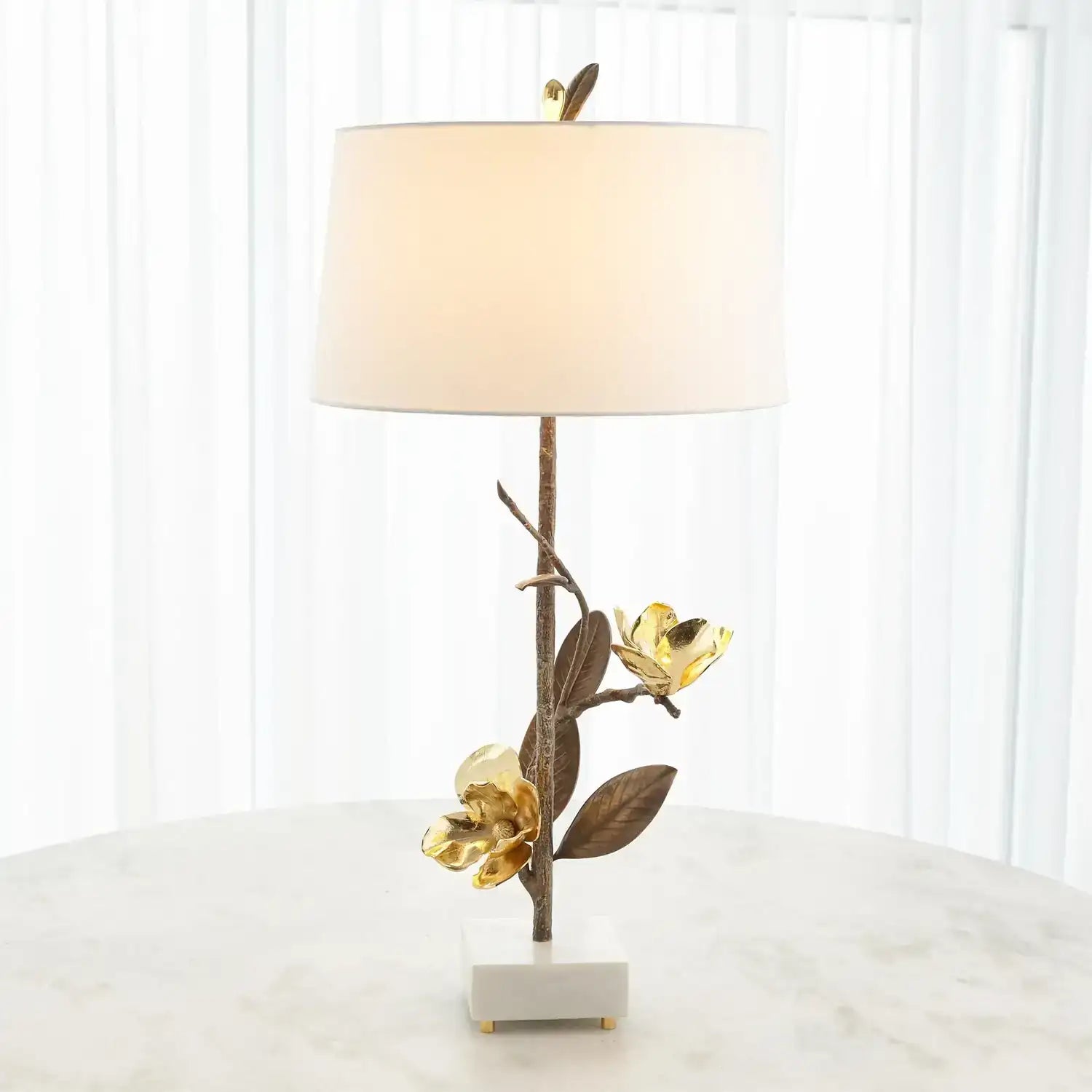 GLOBAL VIEWS, MAGNOLIA FLOWER TABLE LAMP, TABLE LAMPS