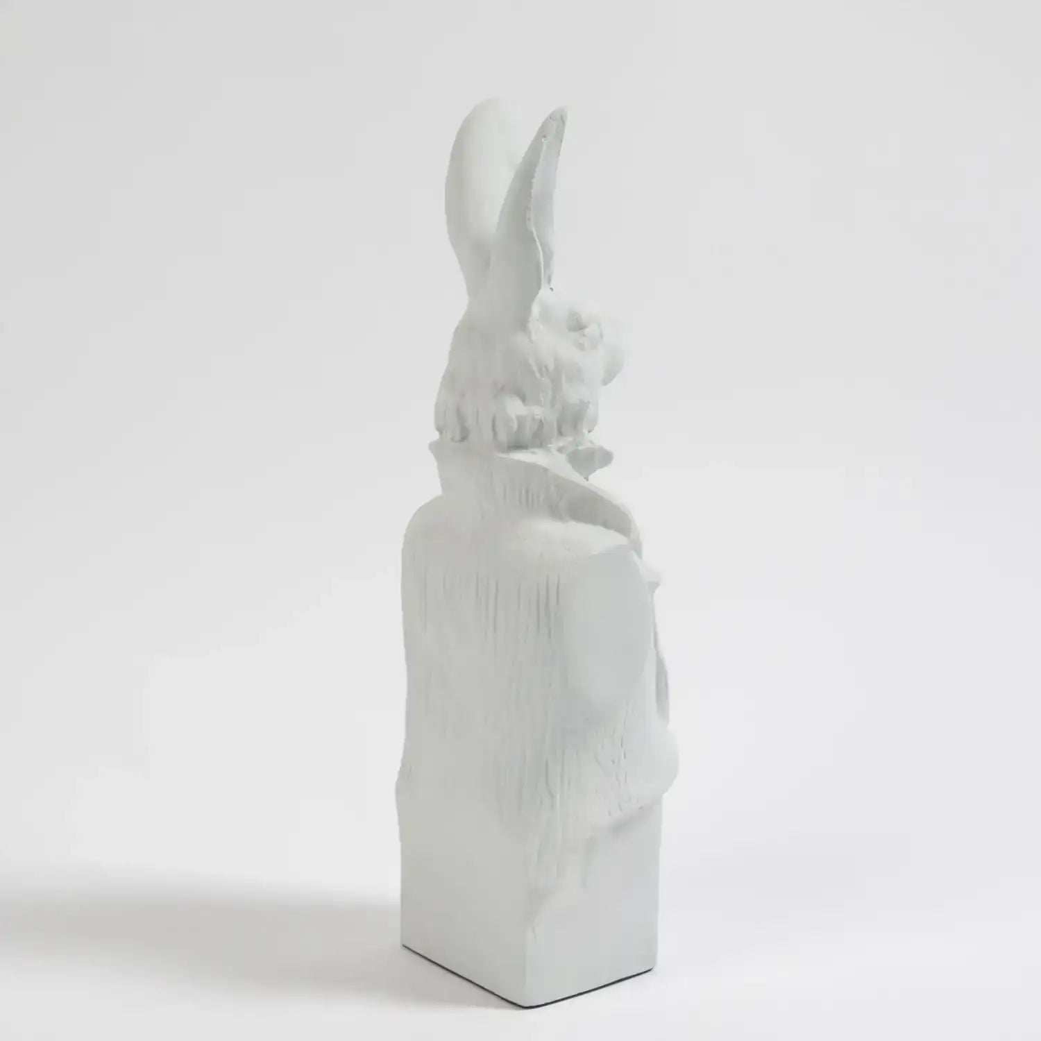 GLOBAL VIEWS RABBIT IN TUX - Decorative Accents