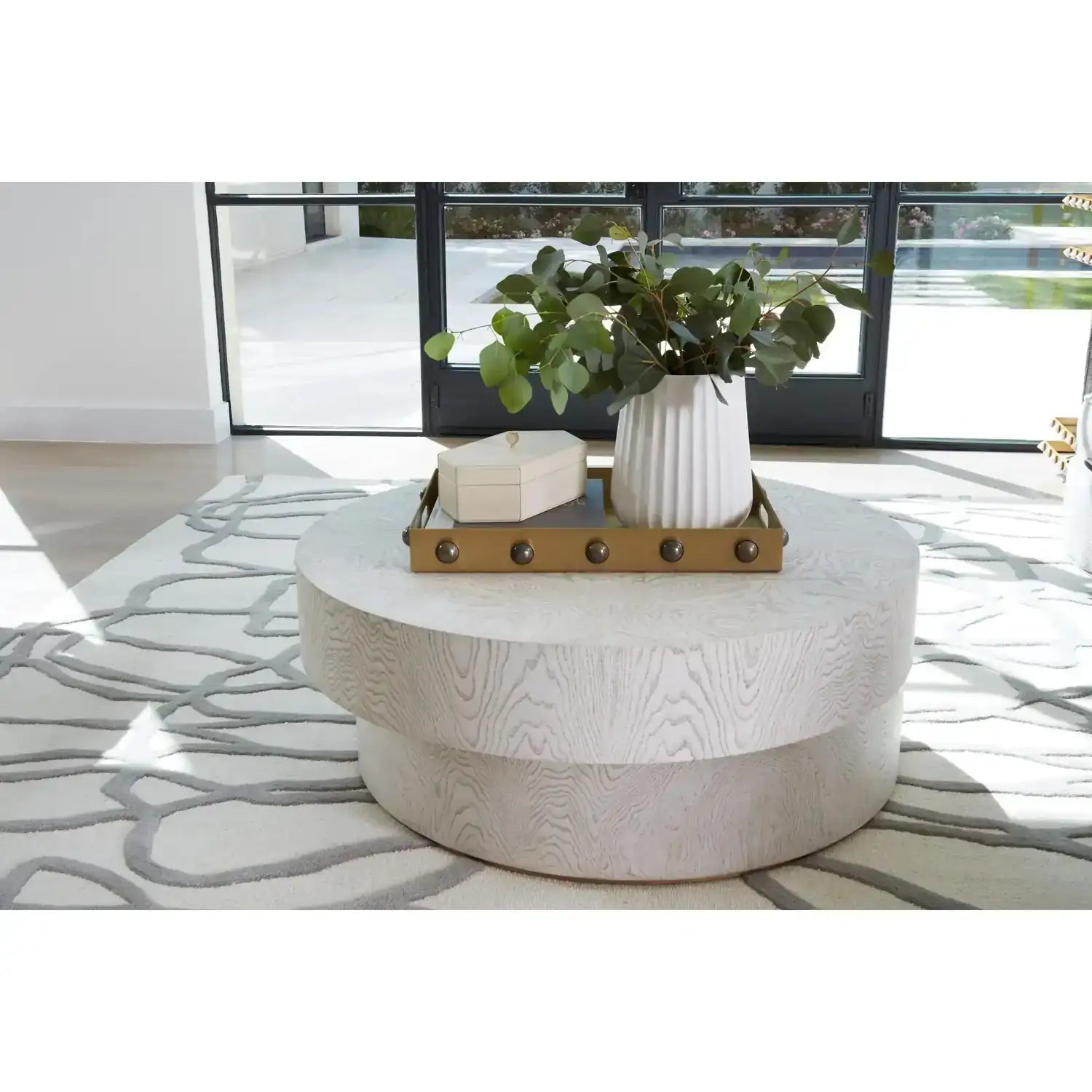 GLOBAL VIEWS FLUTE VASE - Decorative Accents