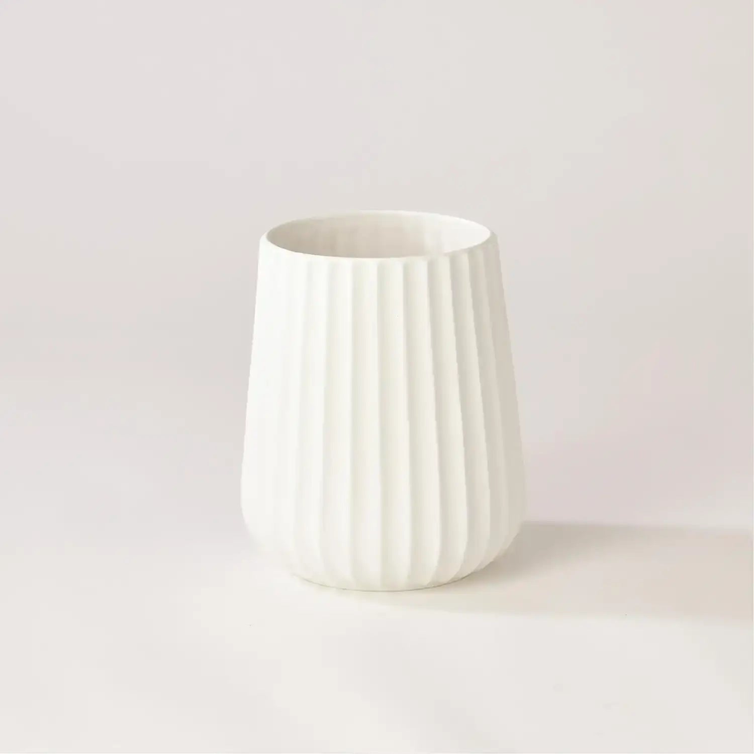 GLOBAL VIEWS FLUTE VASE - Decorative Accents