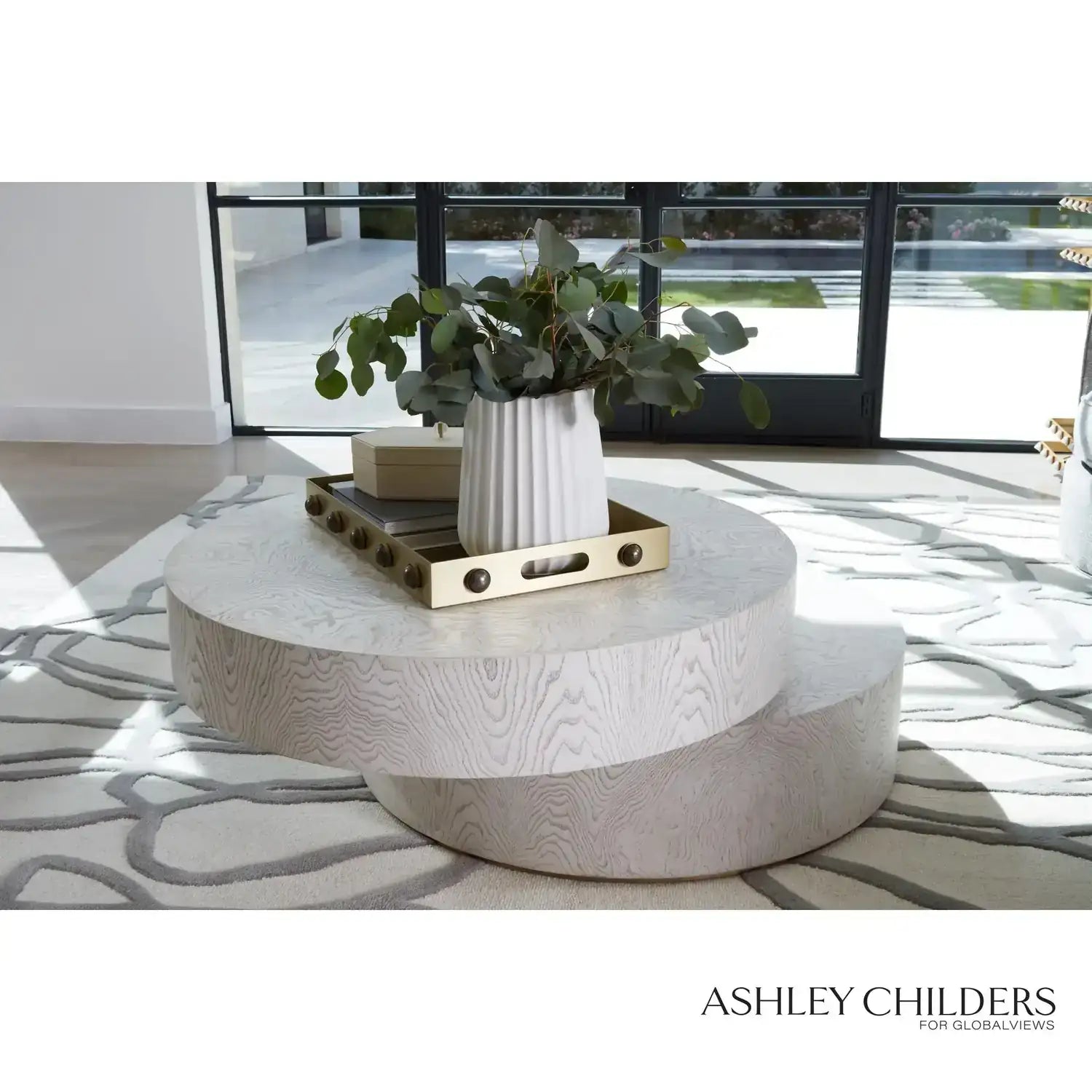 GLOBAL VIEWS FLUTE VASE - Decorative Accents